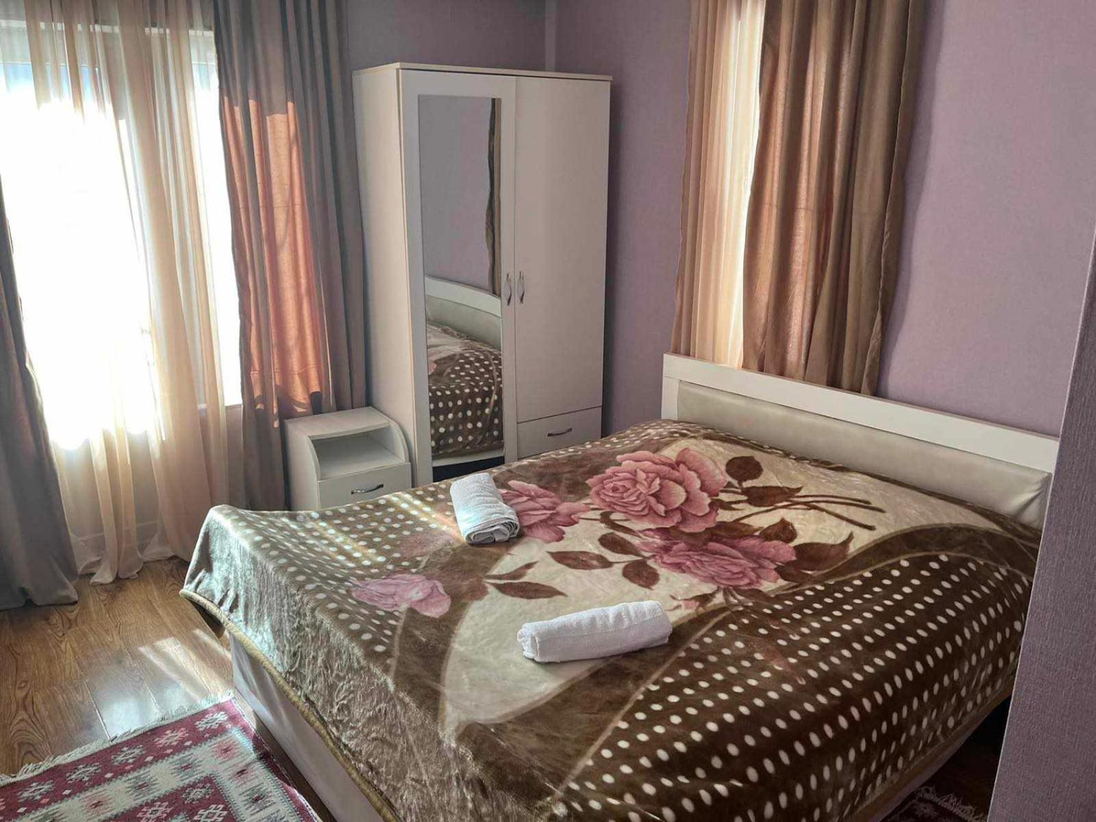 Sunny Hotell Mestia Eksteriør bilde